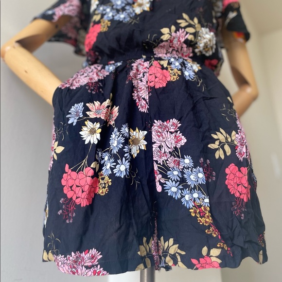 Boho Floral Shorts Jumper - L - Picture 3 of 9